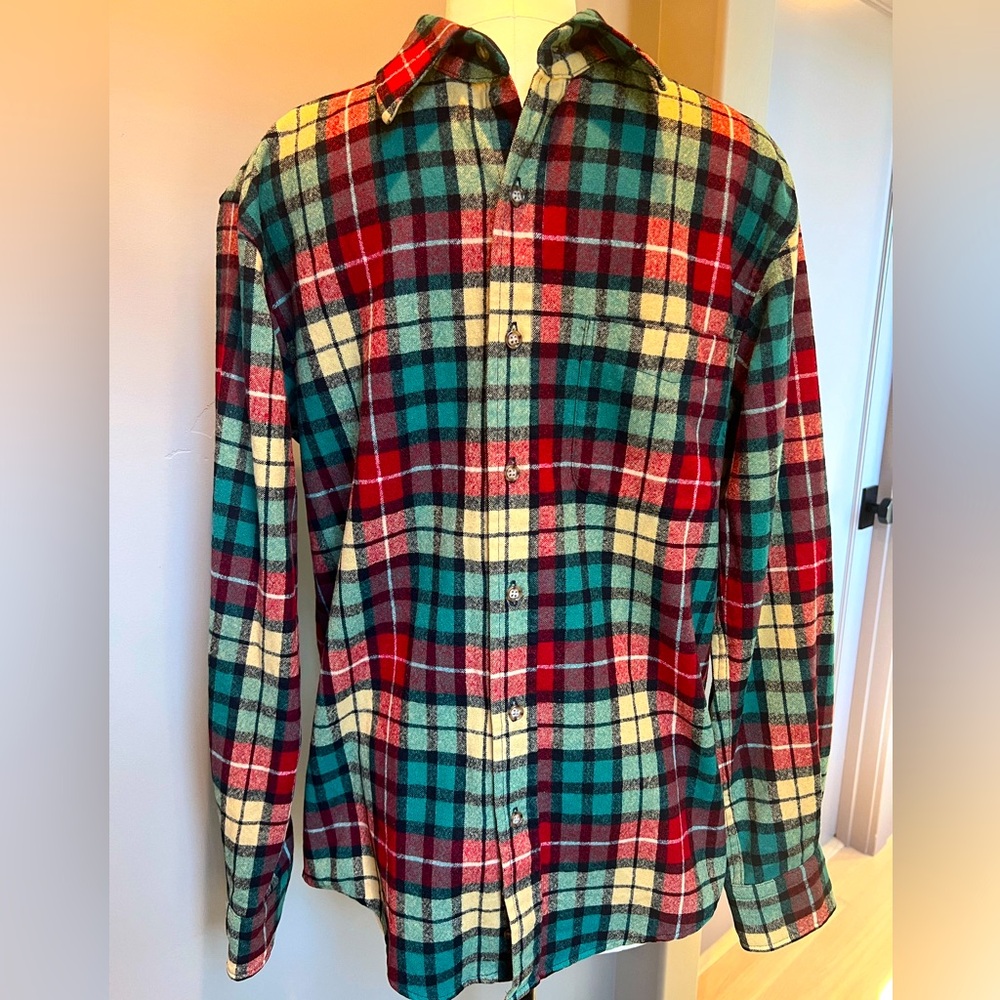 PENDLETON Lodge style Buchanan
Tartan Button Down